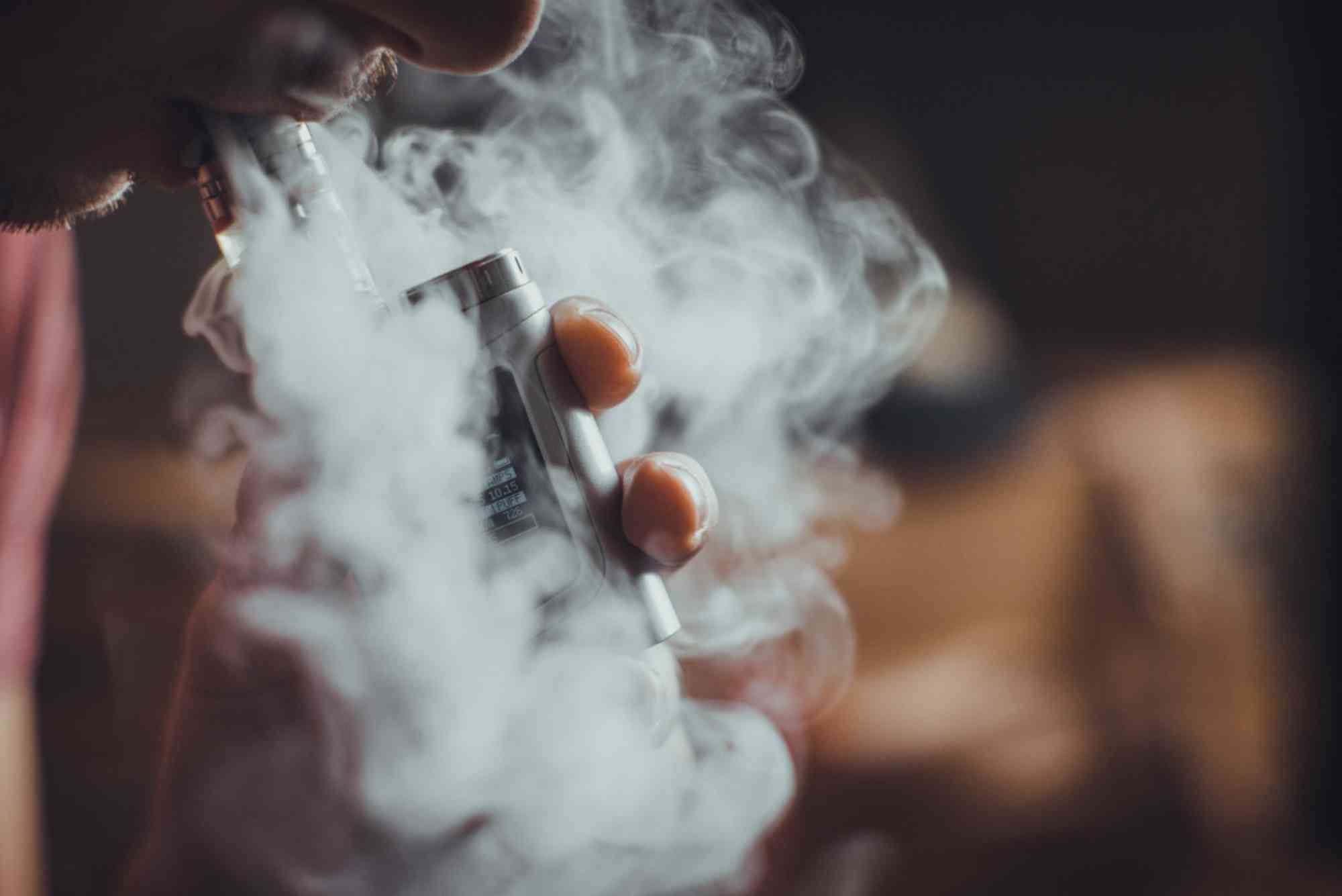 Vaping In UAE 2025