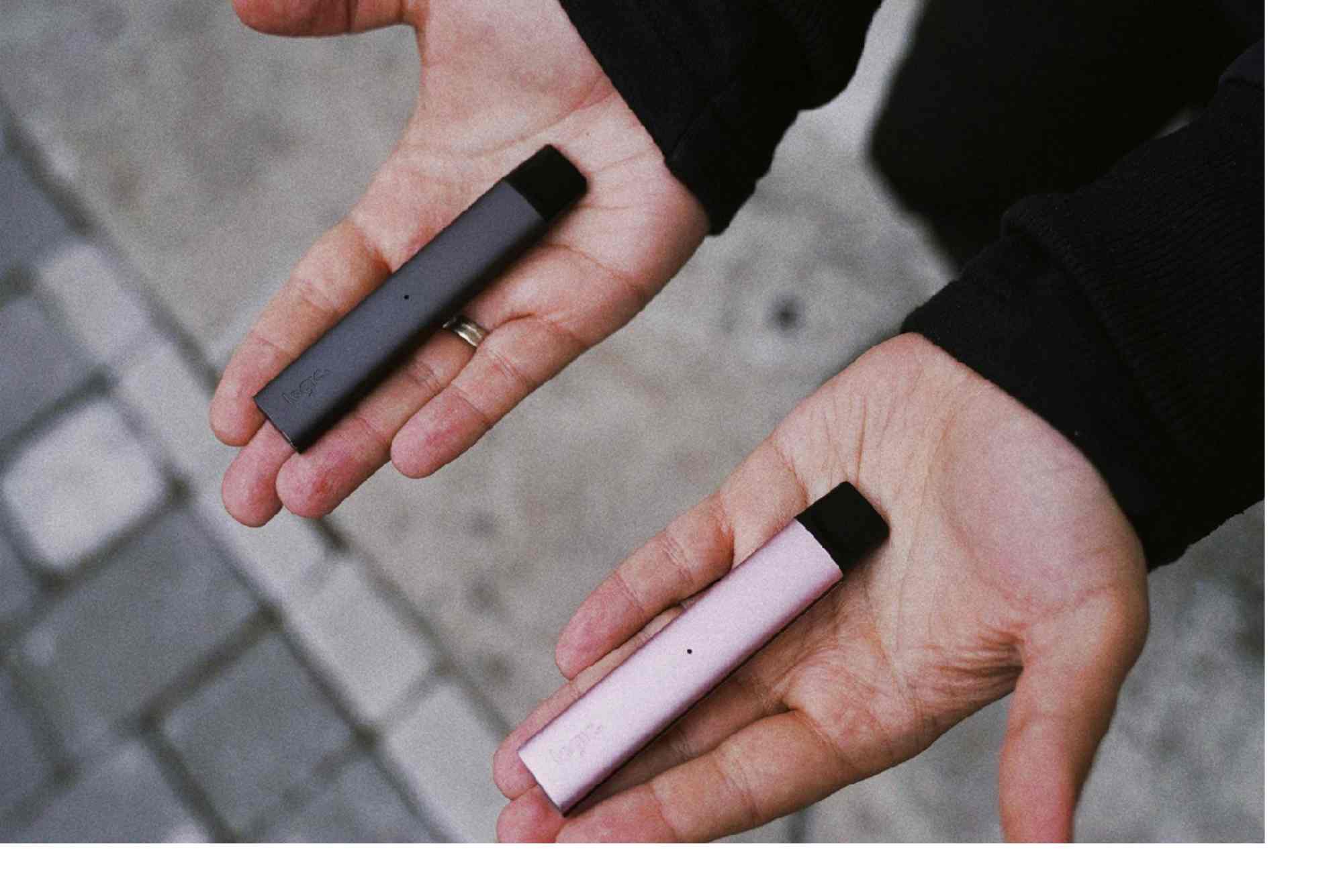 Vaping and Footwear: The Sneaker Revolution in 2025