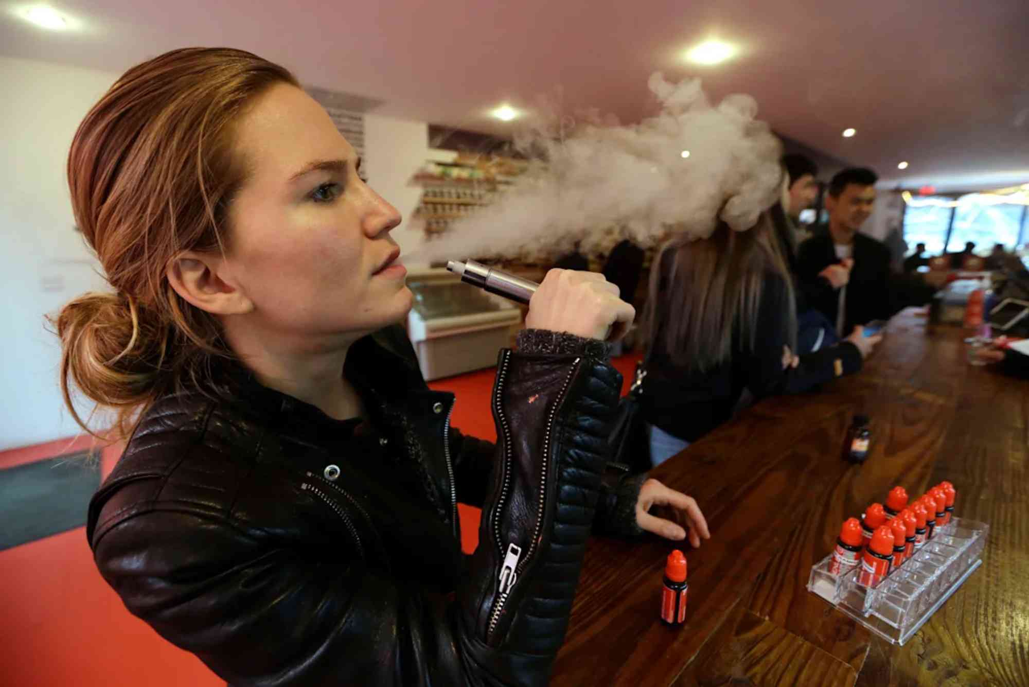 Debunking the Myth: Is vaping illegal indoors in canada